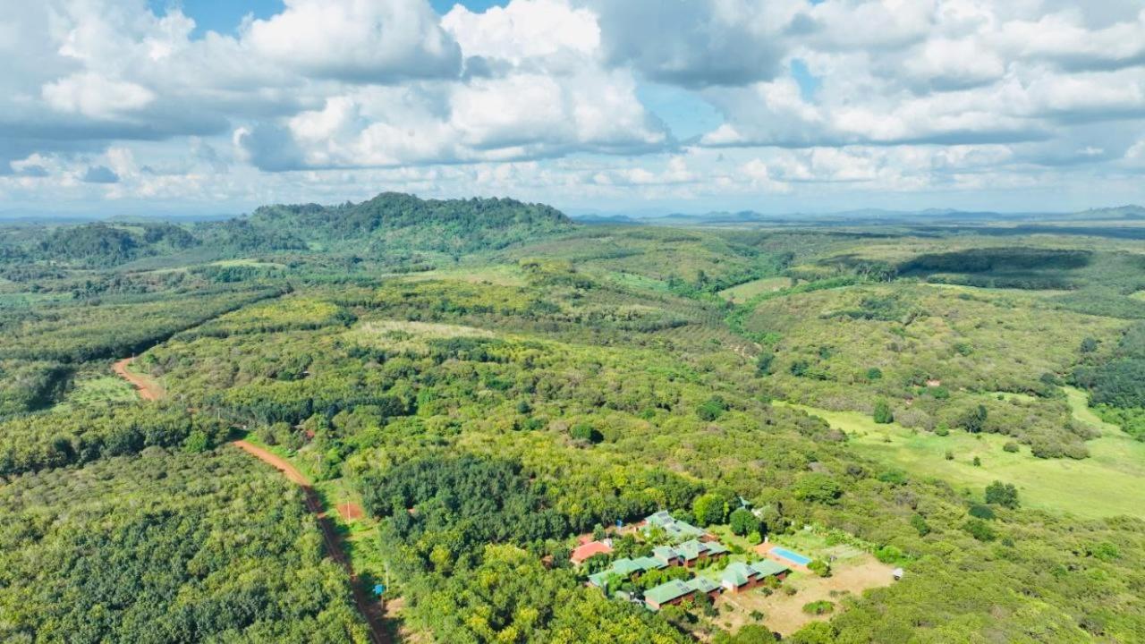 Ratanakiri Paradise Hotel & Restaurant بانلونغ المظهر الخارجي الصورة