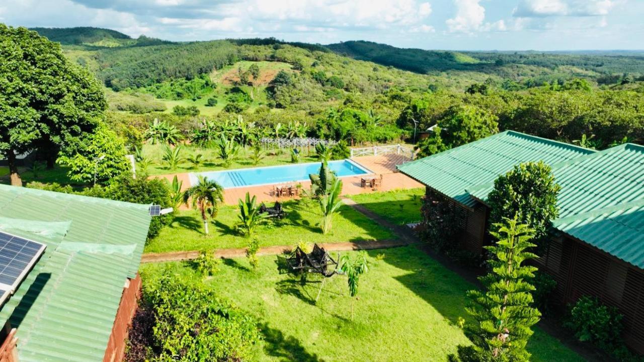 Ratanakiri Paradise Hotel & Restaurant بانلونغ المظهر الخارجي الصورة