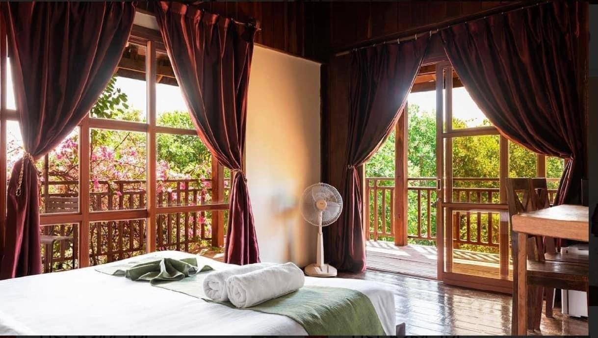 Ratanakiri Paradise Hotel & Restaurant بانلونغ المظهر الخارجي الصورة