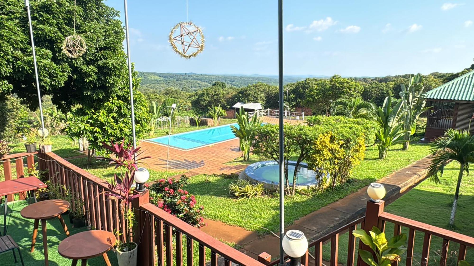 Ratanakiri Paradise Hotel & Restaurant بانلونغ المظهر الخارجي الصورة